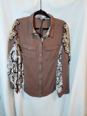 Miss Me Brown Western Button Down Shirt with Embroidered Lace Print Sleeves